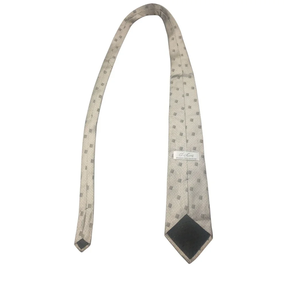 Daniel Craig DC Luxury Tie Geometric Print Italian Silk Necktie Brushed Nickel